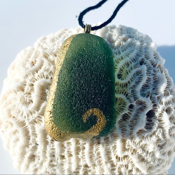 Gold Wave Seaglass Necklace - Picture 6 of 8